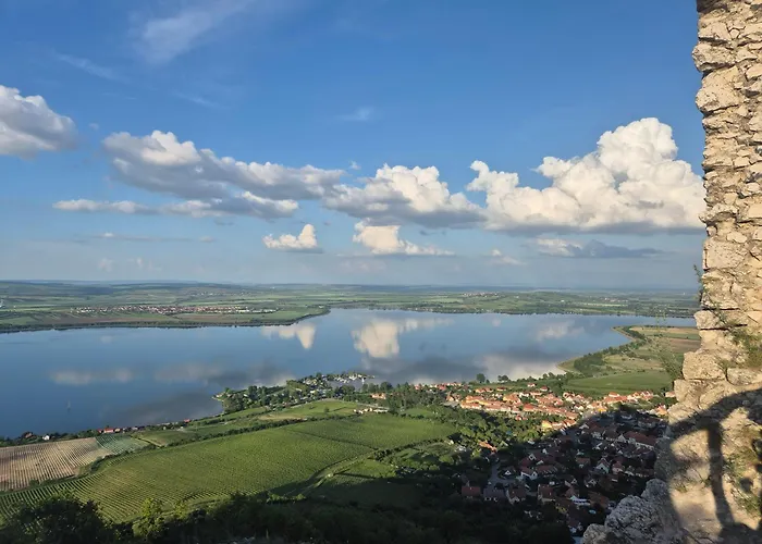Vital Na Pálavě - Ubytování&životní Restart * Pasohlávky
